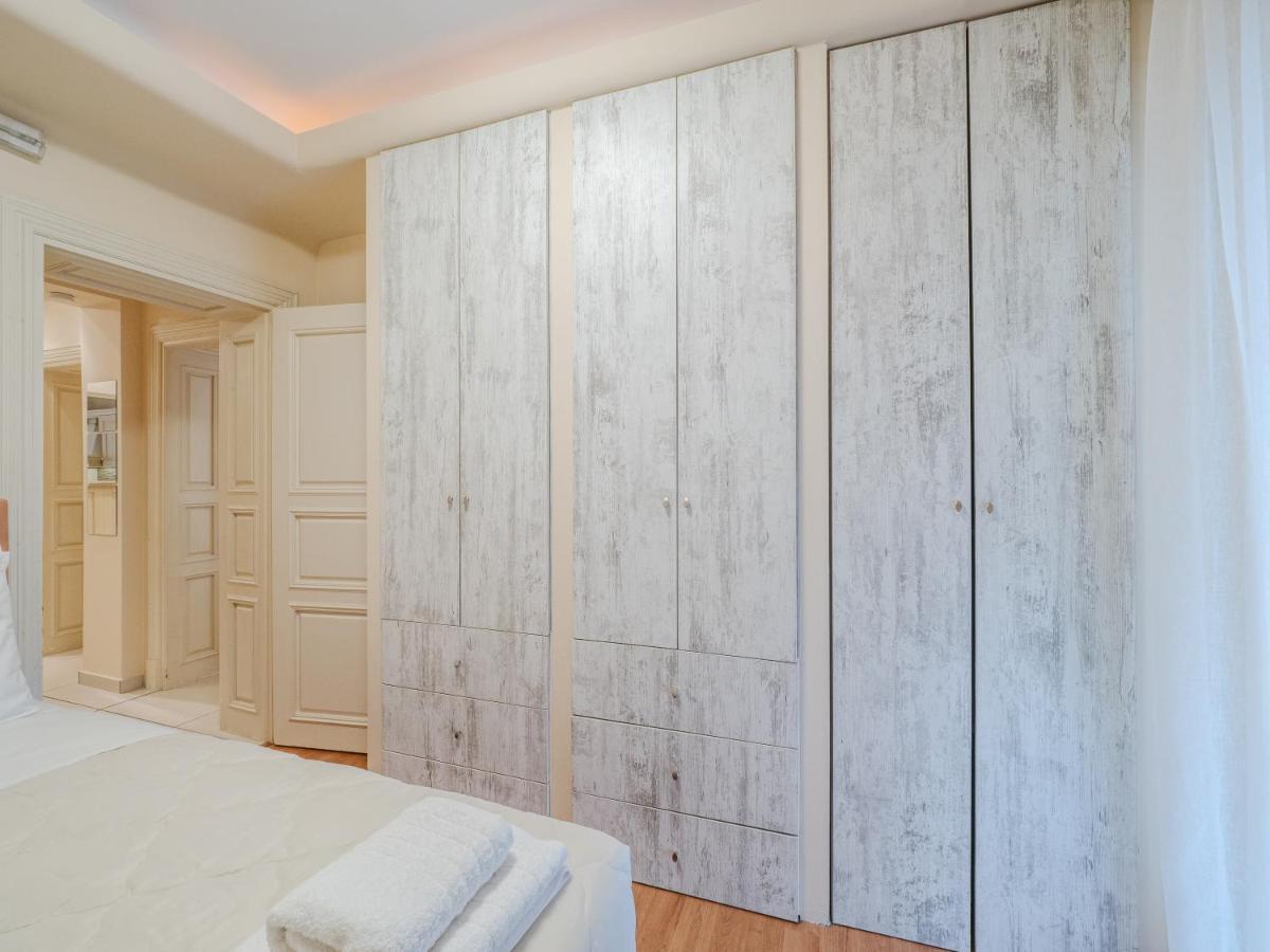 Aura Elegant Apartment Near Garitsa Bay Análipsis Екстериор снимка