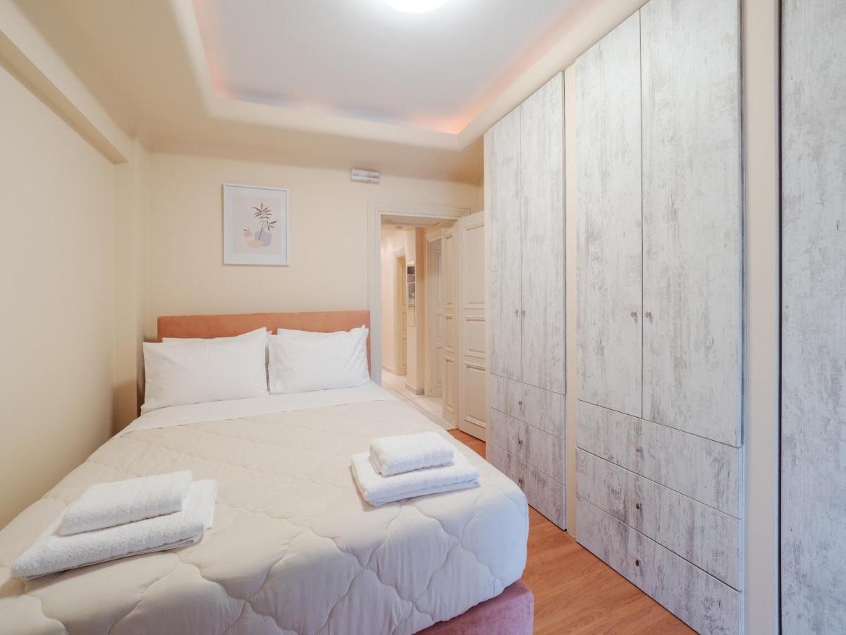 Aura Elegant Apartment Near Garitsa Bay Análipsis Екстериор снимка