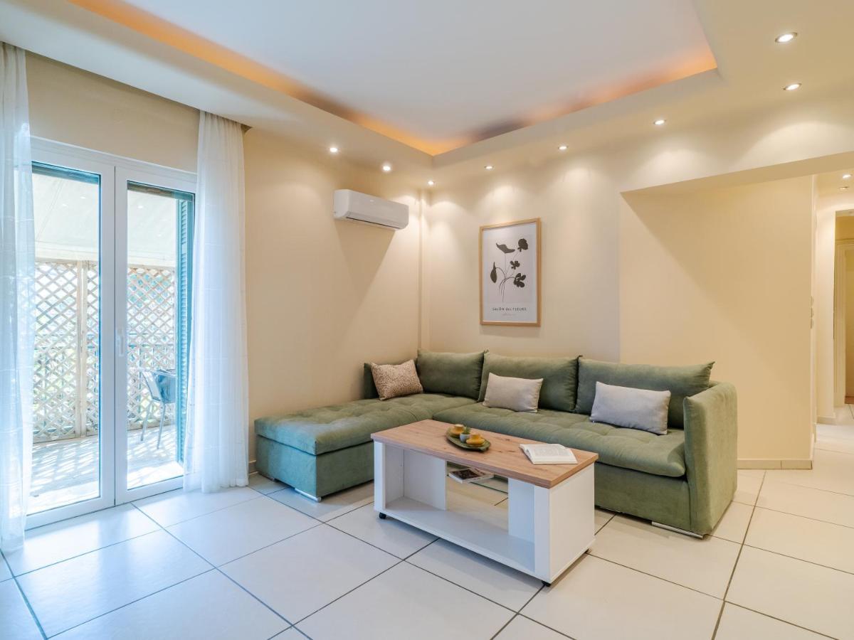 Aura Elegant Apartment Near Garitsa Bay Análipsis Екстериор снимка
